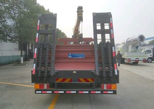 程力威牌CLW5167JSQN5型随车起重运输车
