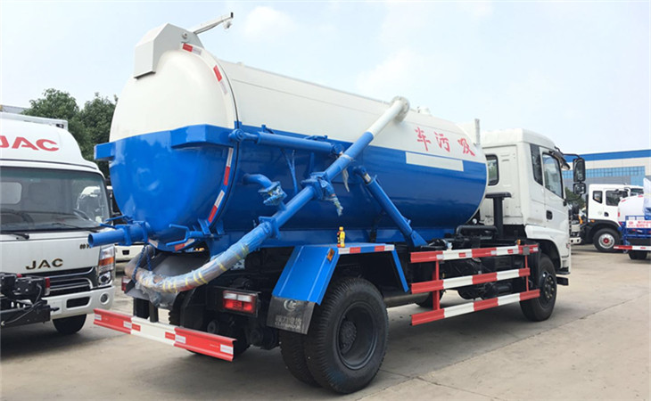 东风专用底盘吸污车