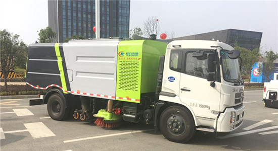 东风天锦扫路车
