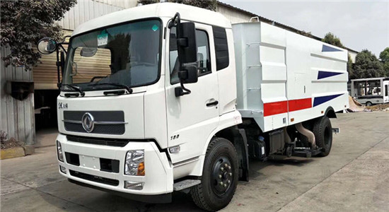 东风天锦吸尘车