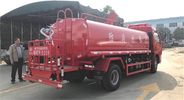 消防洒水车 东风10方